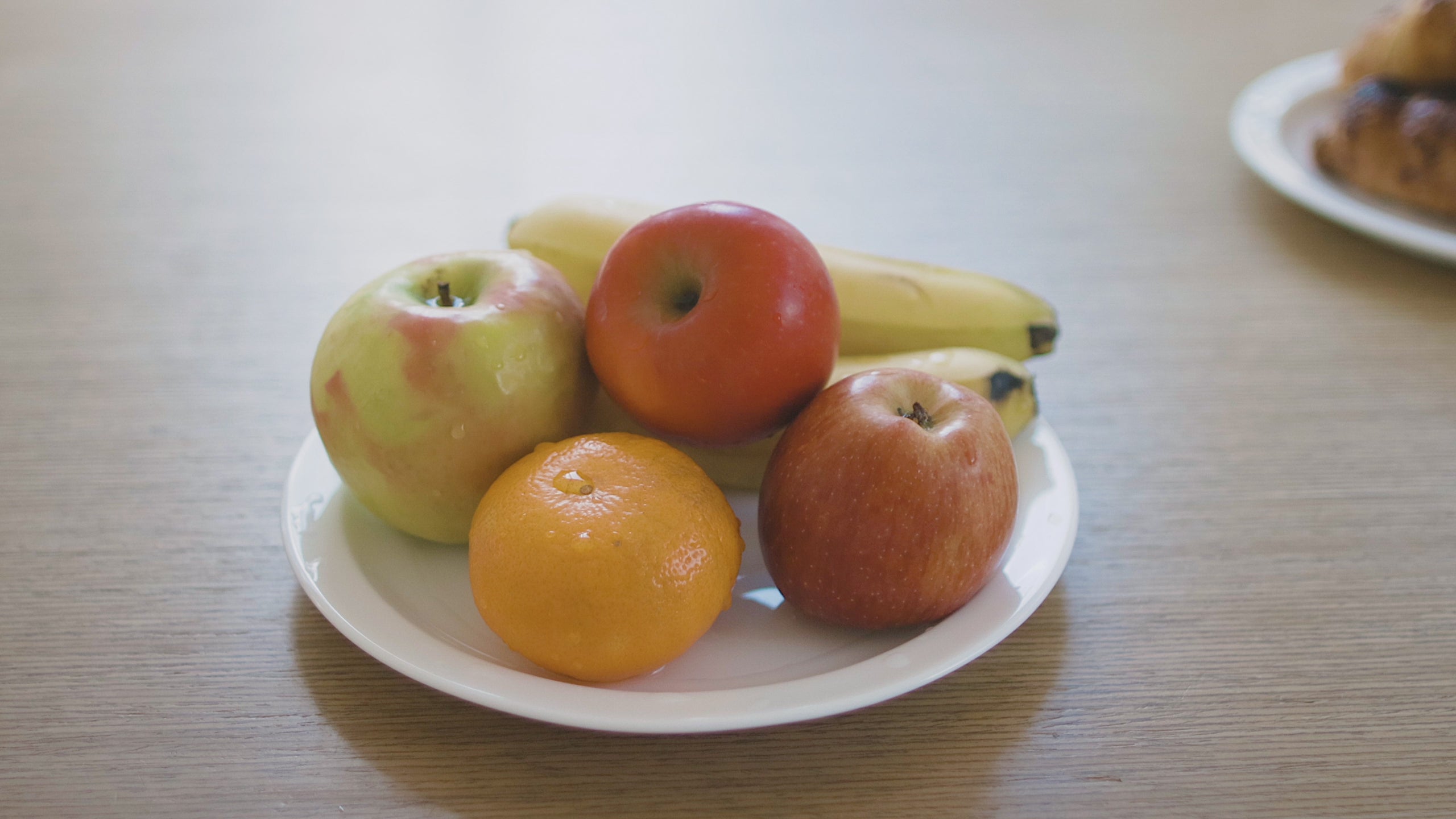 Load video: Apple a day keeps the Doctor Away...